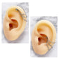 Een cascade van gouden kettingen tussen de studs, ontworpen voor helix piercings, die beweging en schoonheid vangt in zijn delicate stroom