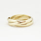 Elegant ontwerp met trinity ring betekenis in een unisex stijl